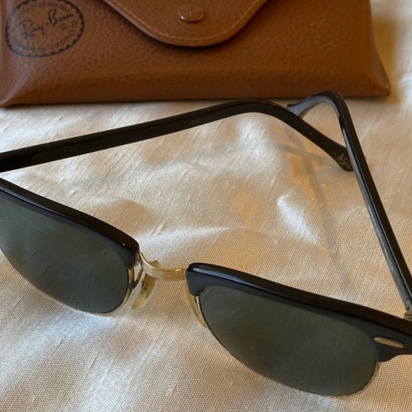 Ray-Bans Clubmaster sunglasses - Picture 3 of 4